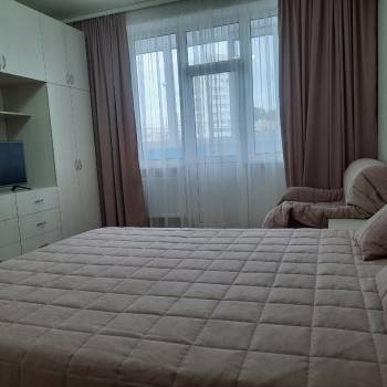 Сдается 1-комнатная квартира, 43 м²