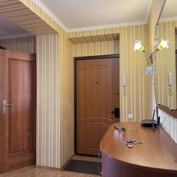 Сдается Многокомнатная квартира, 70 м²