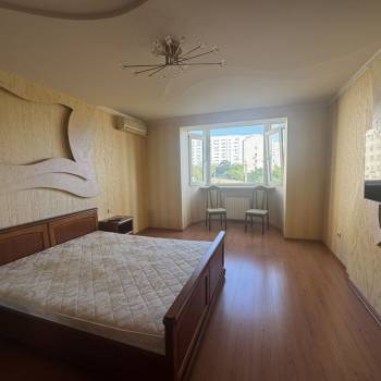Сдается Многокомнатная квартира, 70 м²