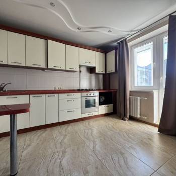 Сдается Многокомнатная квартира, 70 м²