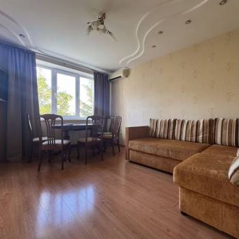 Сдается Многокомнатная квартира, 70 м²