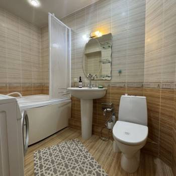 Сдается Многокомнатная квартира, 70 м²