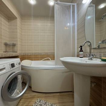 Сдается Многокомнатная квартира, 70 м²