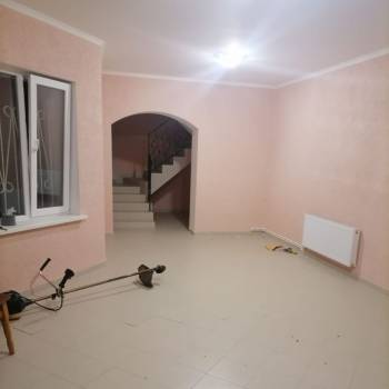 Продается Дом, 380 м²