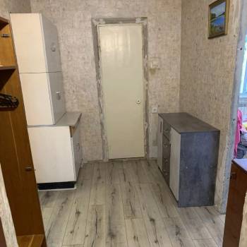 Продается 1-комнатная квартира, 46 м²
