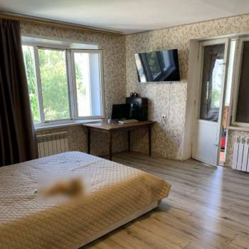 Продается 1-комнатная квартира, 46 м²