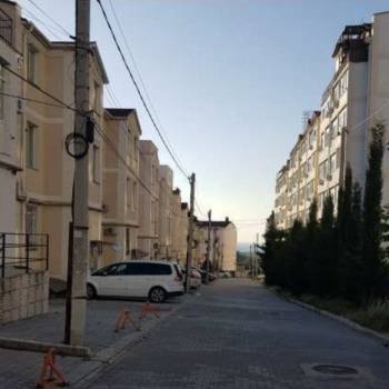 Продается 1-комнатная квартира, 57 м²