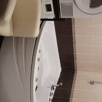 Продается 1-комнатная квартира, 57 м²