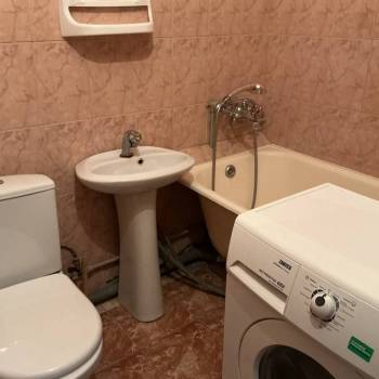 Сдается 1-комнатная квартира, 40 м²