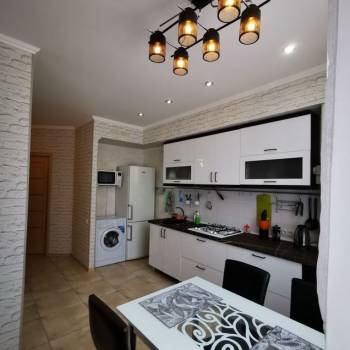Продается 1-комнатная квартира, 43 м²