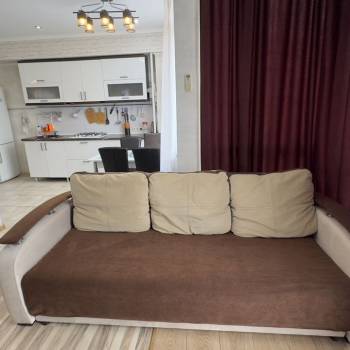 Продается 1-комнатная квартира, 43 м²