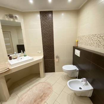 Продается 1-комнатная квартира, 43 м²