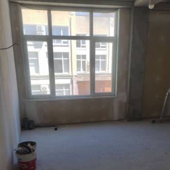 Продается 1-комнатная квартира, 42 м²