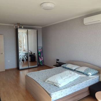 Сдается 1-комнатная квартира, 45 м²