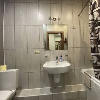 Сдается 1-комнатная квартира, 40 м²