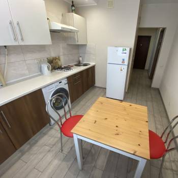 Сдается 1-комнатная квартира, 40 м²