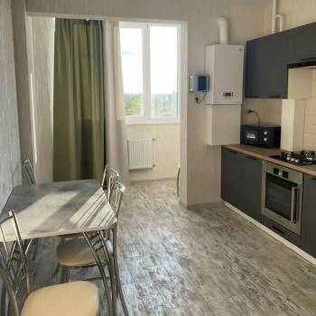 Сдается 1-комнатная квартира, 44 м²