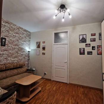 Сдается 1-комнатная квартира, 54 м²