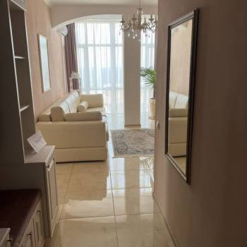 Сдается 2-х комнатная квартира, 70 м²