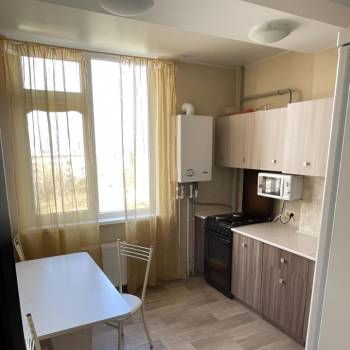 Сдается 1-комнатная квартира, 44 м²