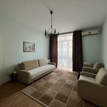 Сдается 2-х комнатная квартира, 85 м²