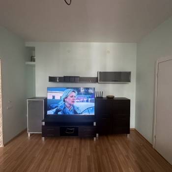 Сдается 2-х комнатная квартира, 85 м²