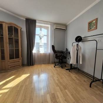 Сдается Многокомнатная квартира, 82,6 м²