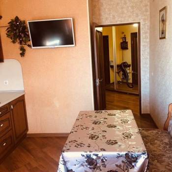 Сдается 2-х комнатная квартира, 64 м²