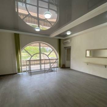 Сдается Нежилое помещение, 122 м²