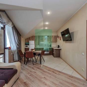 Продается 2-х комнатная квартира, 66,7 м²