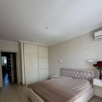 Сдается 2-х комнатная квартира, 65 м²