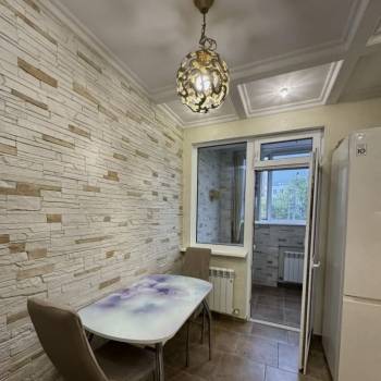Сдается 2-х комнатная квартира, 65 м²