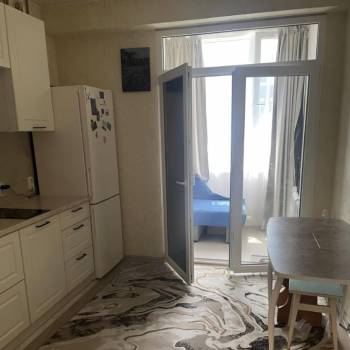 Сдается 1-комнатная квартира, 37 м²