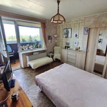 Продается Многокомнатная квартира, 76,9 м²