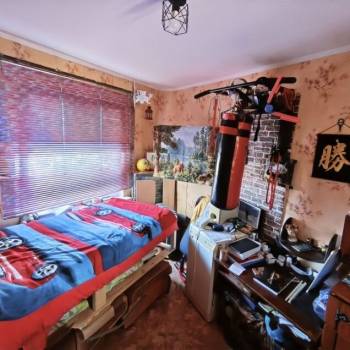 Продается Многокомнатная квартира, 76,9 м²