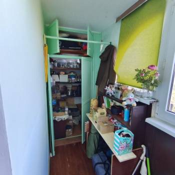 Продается Многокомнатная квартира, 76,9 м²