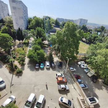 Продается Многокомнатная квартира, 76,9 м²