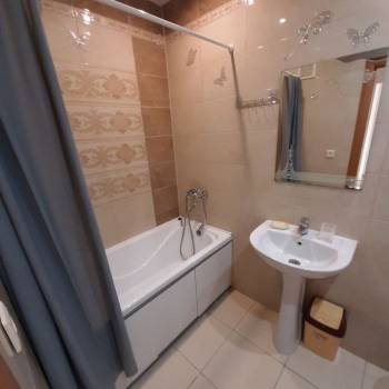 Сдается 1-комнатная квартира, 42 м²