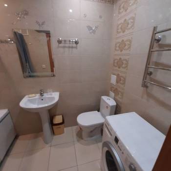 Сдается 1-комнатная квартира, 42 м²