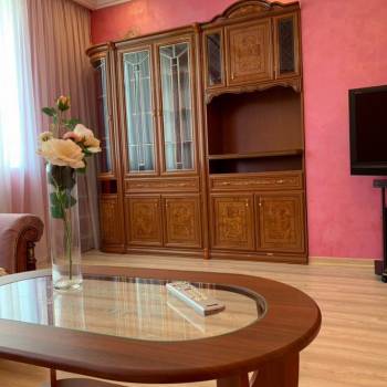 Сдается Многокомнатная квартира, 110 м²
