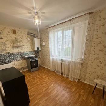 Сдается 2-х комнатная квартира, 70 м²