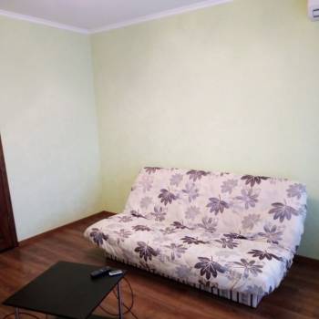 Сдается 1-комнатная квартира, 46 м²