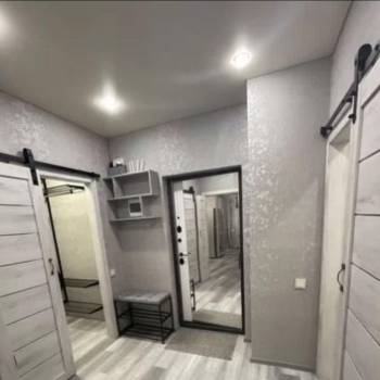 Сдается 1-комнатная квартира, 42 м²