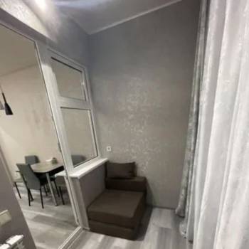Сдается 1-комнатная квартира, 42 м²