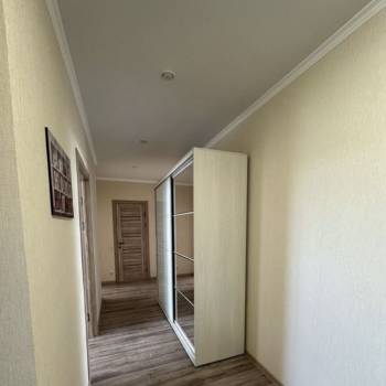 Сдается 2-х комнатная квартира, 75 м²