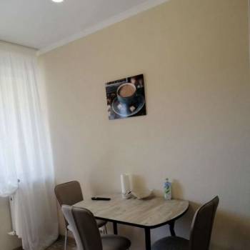 Сдается 2-х комнатная квартира, 75 м²