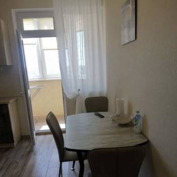 Сдается 2-х комнатная квартира, 75 м²
