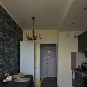 Продается 1-комнатная квартира, 42 м²