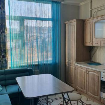 Продается 1-комнатная квартира, 40 м²