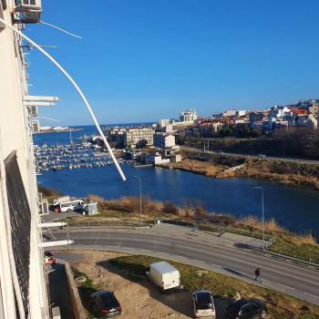 Продается 1-комнатная квартира, 40 м²